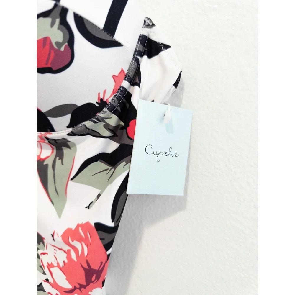 NWT Cupshe One Piece Swimsuit Women L Retro Romantic Pinup Girl Floral Swimwear
